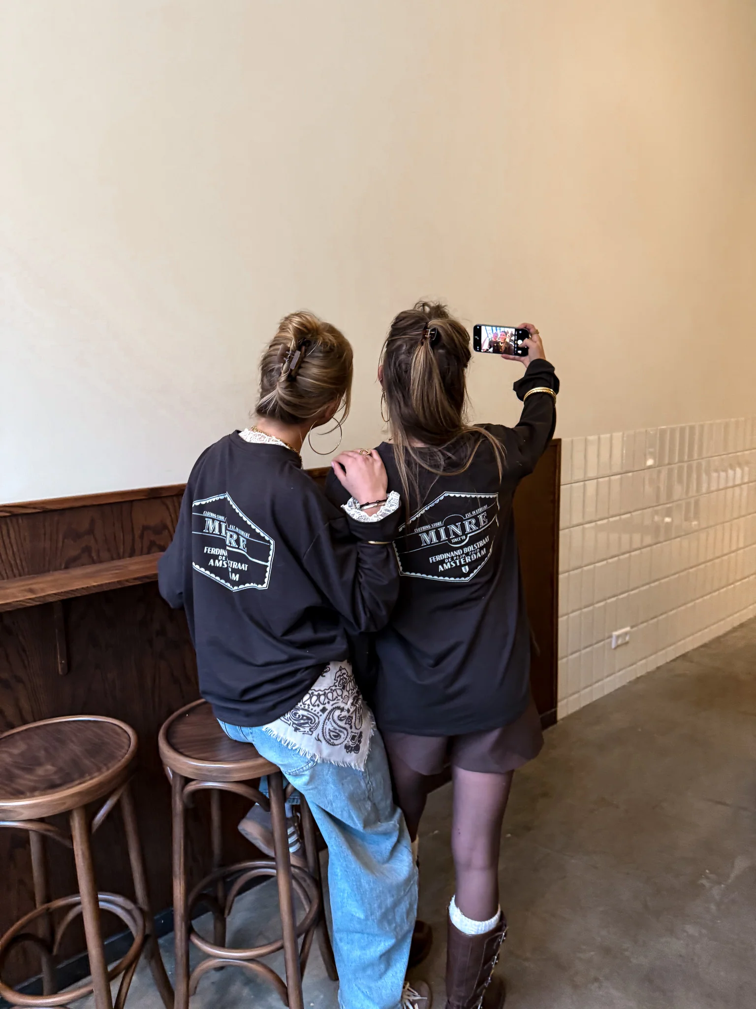 Amsterdam Longsleeve Bruin - Image 3
