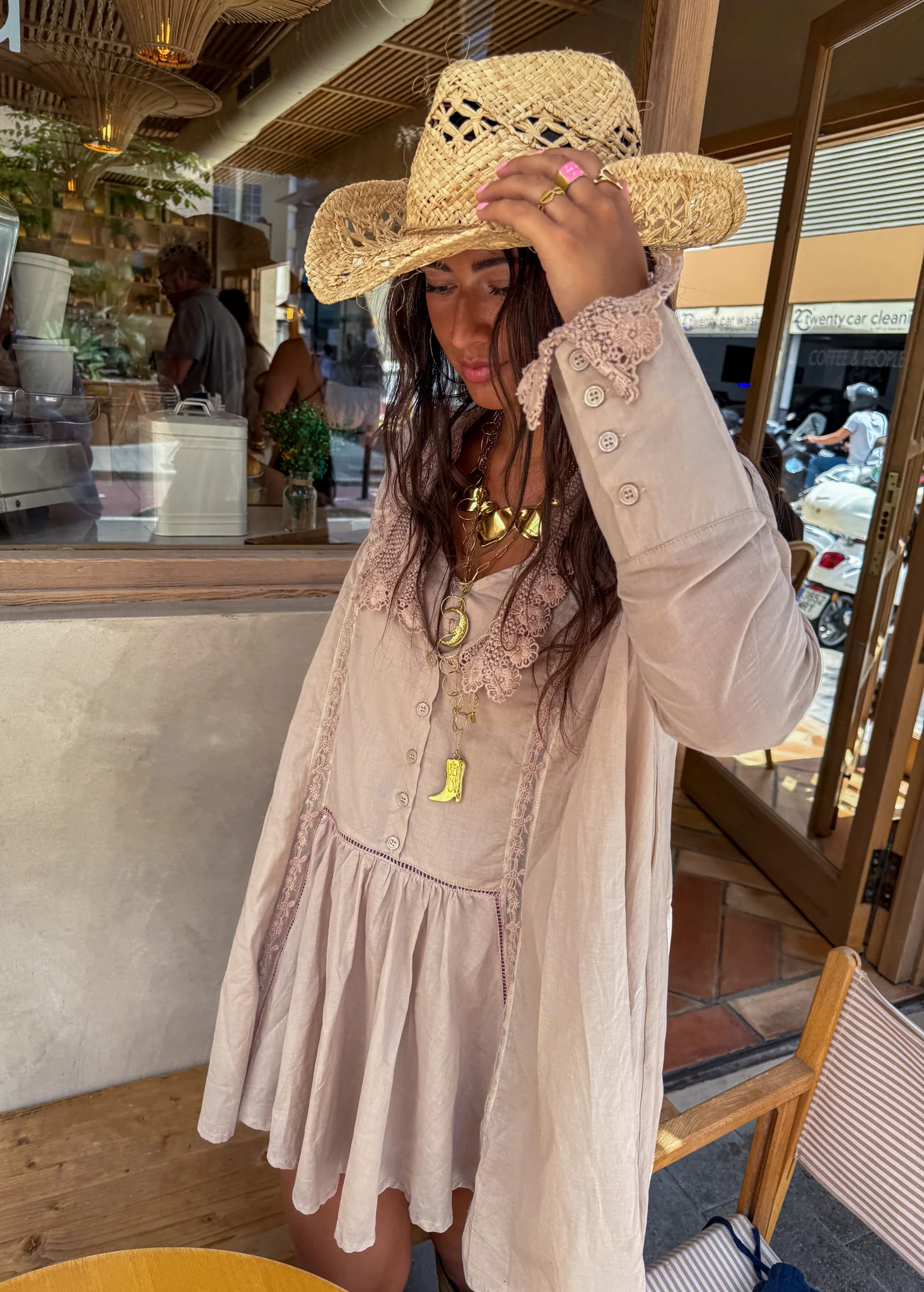 Beso Jurk Taupe - Image 8