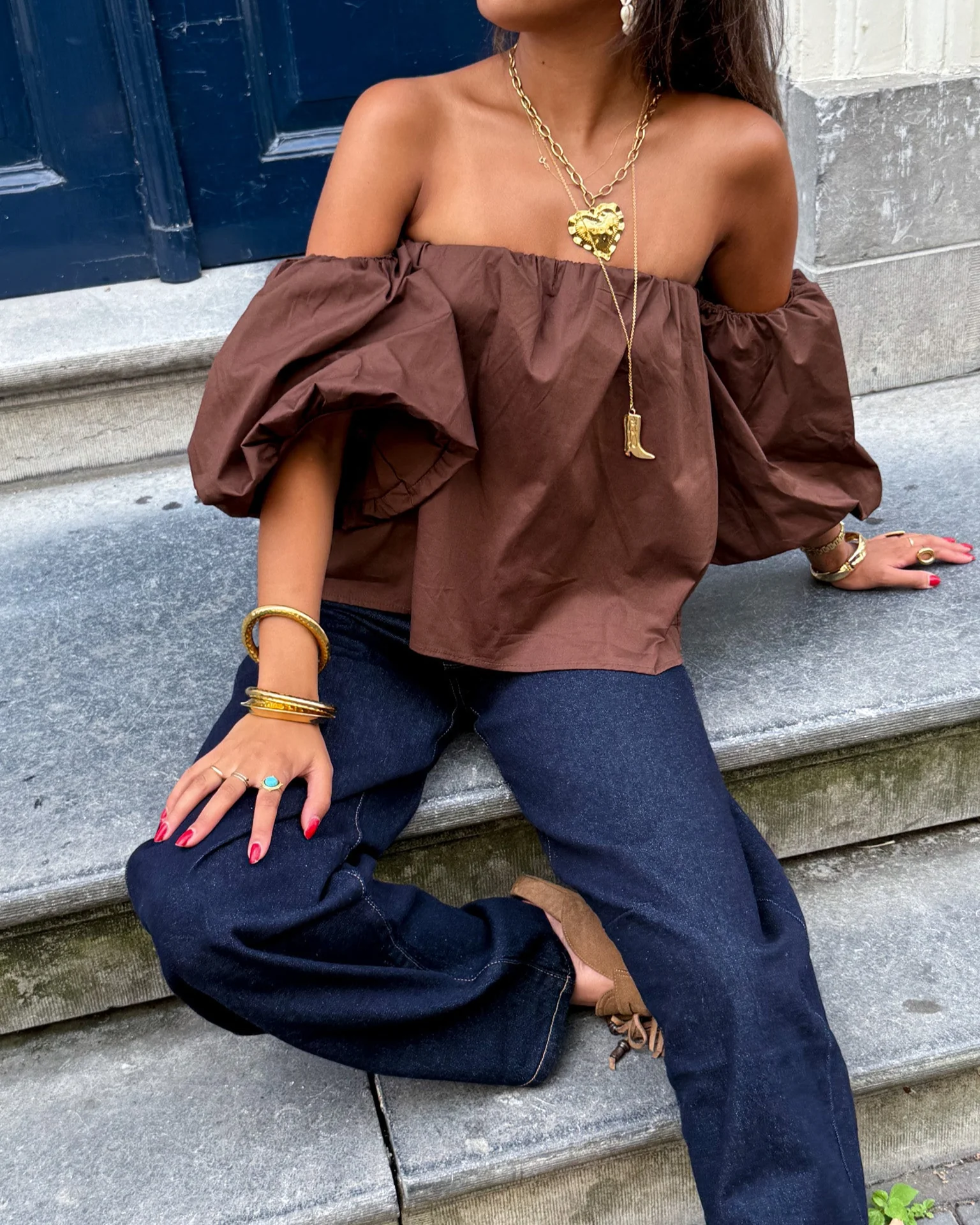 Catwalk Off Shoulder Top Bruin