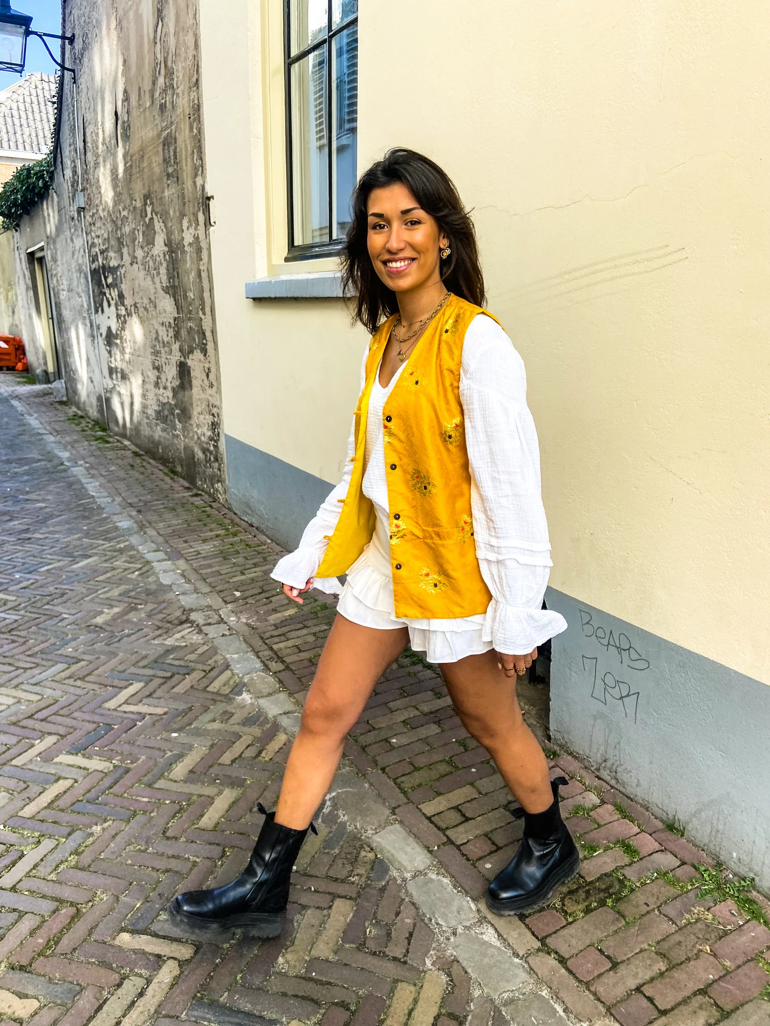 Gauri Gilet Lemon - Image 4