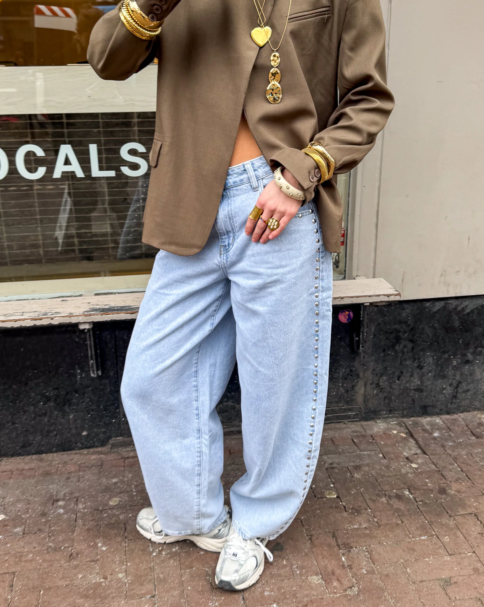 Harper Barrel Jeans Studs - Image 2