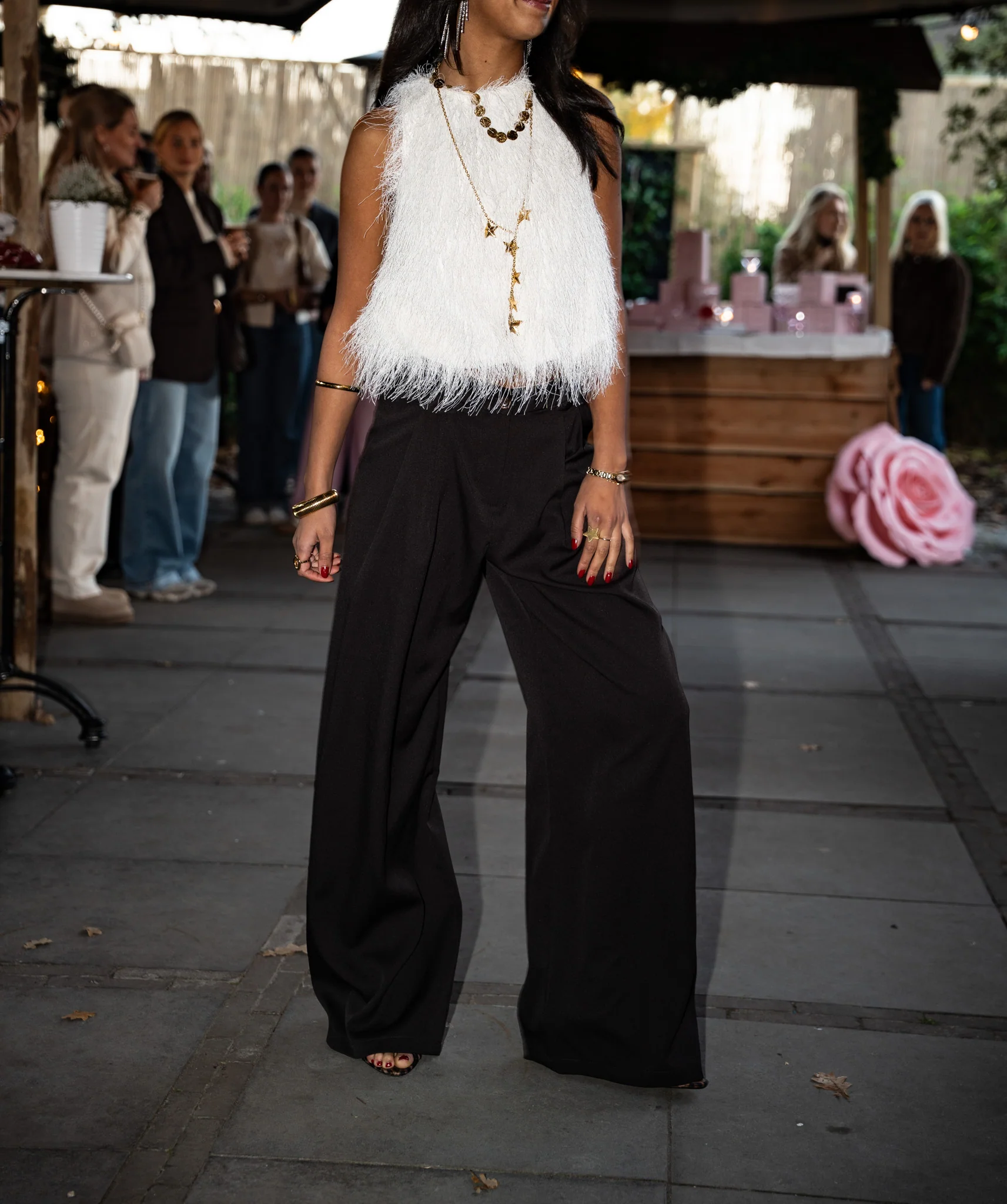 Maryam Fluffy Top Wit - Image 3