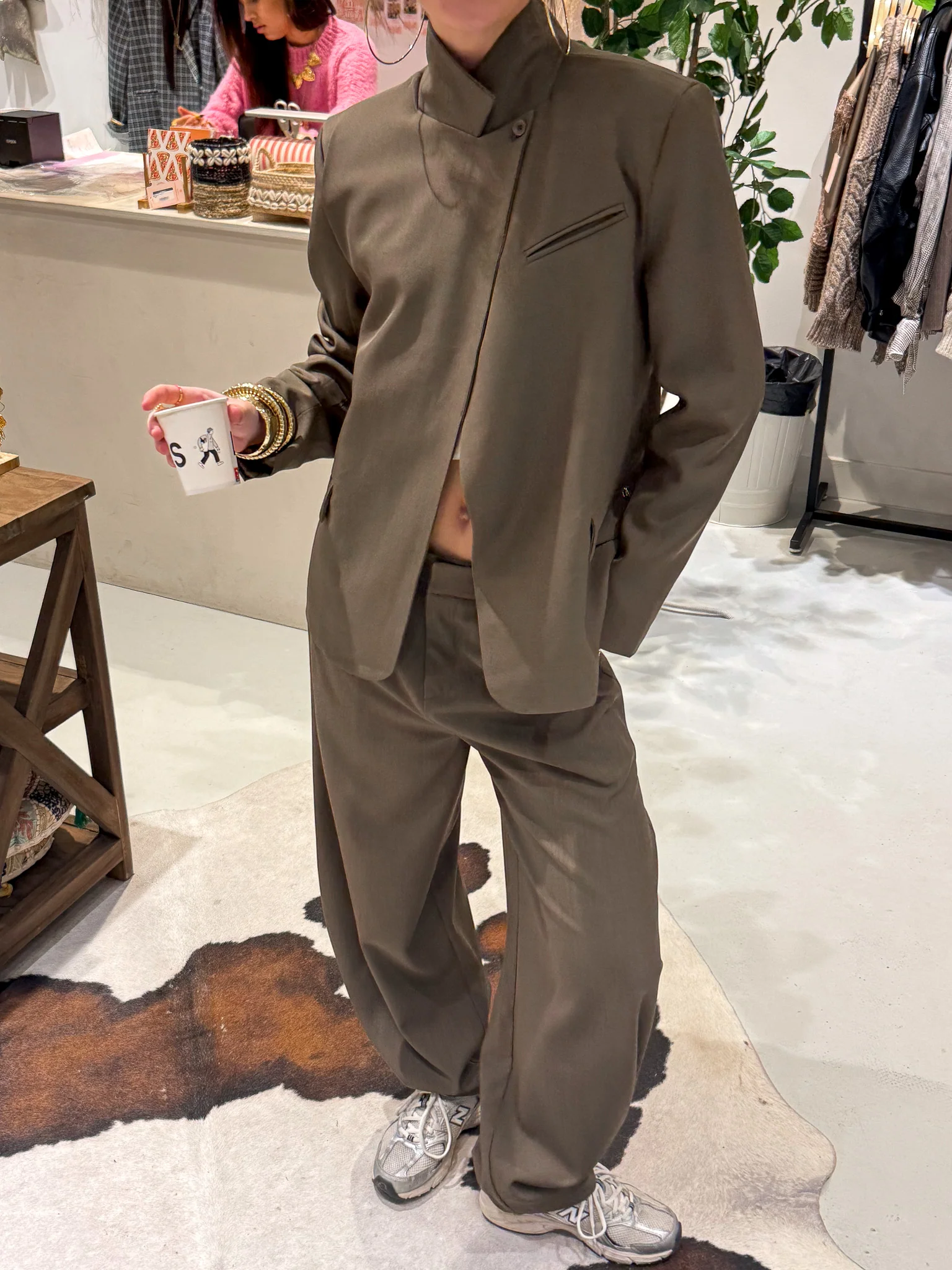 Nina Barrel Pantalon Khaki - Image 5