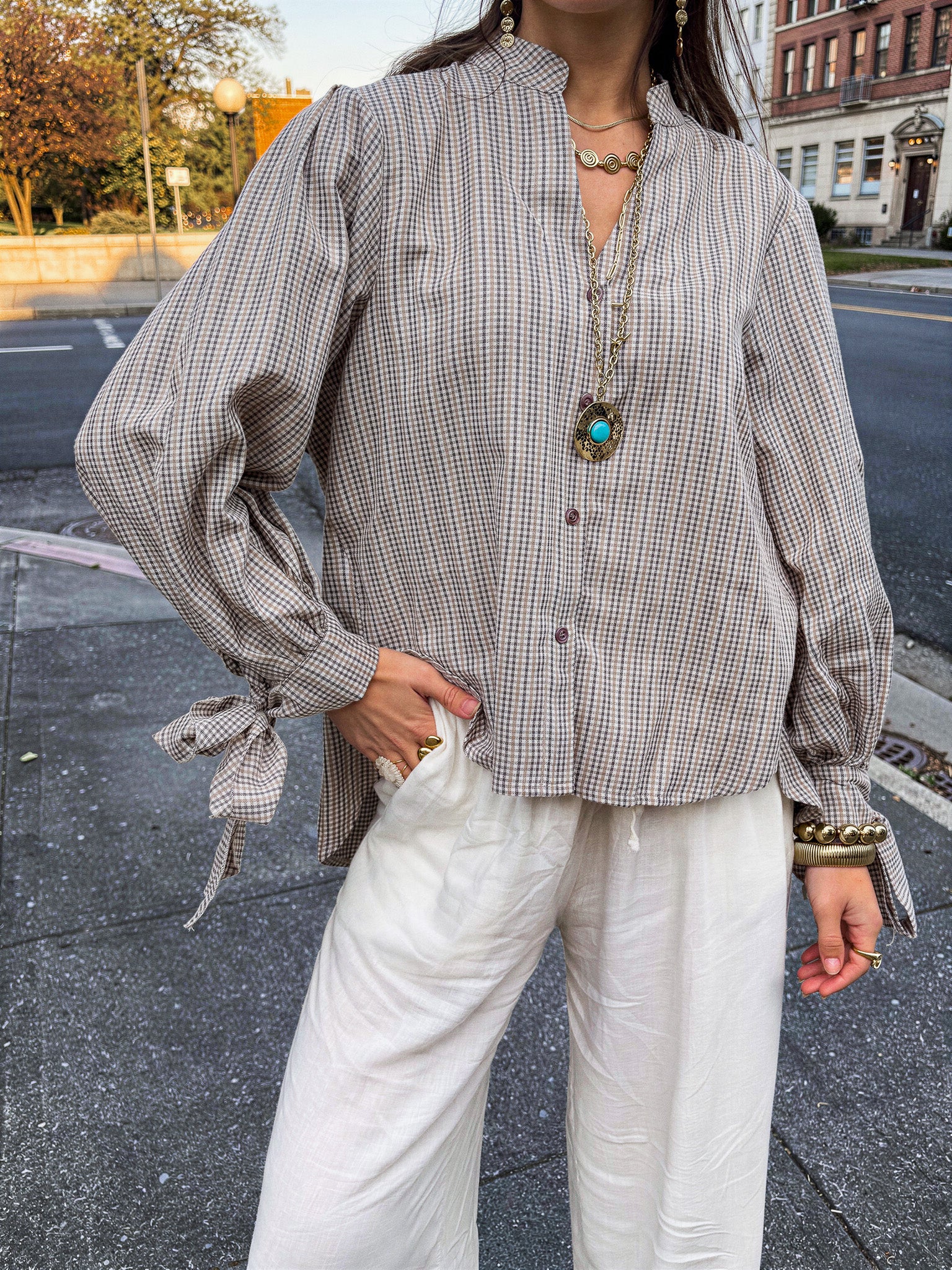 Reims Soft Blouse Bruin - Image 4