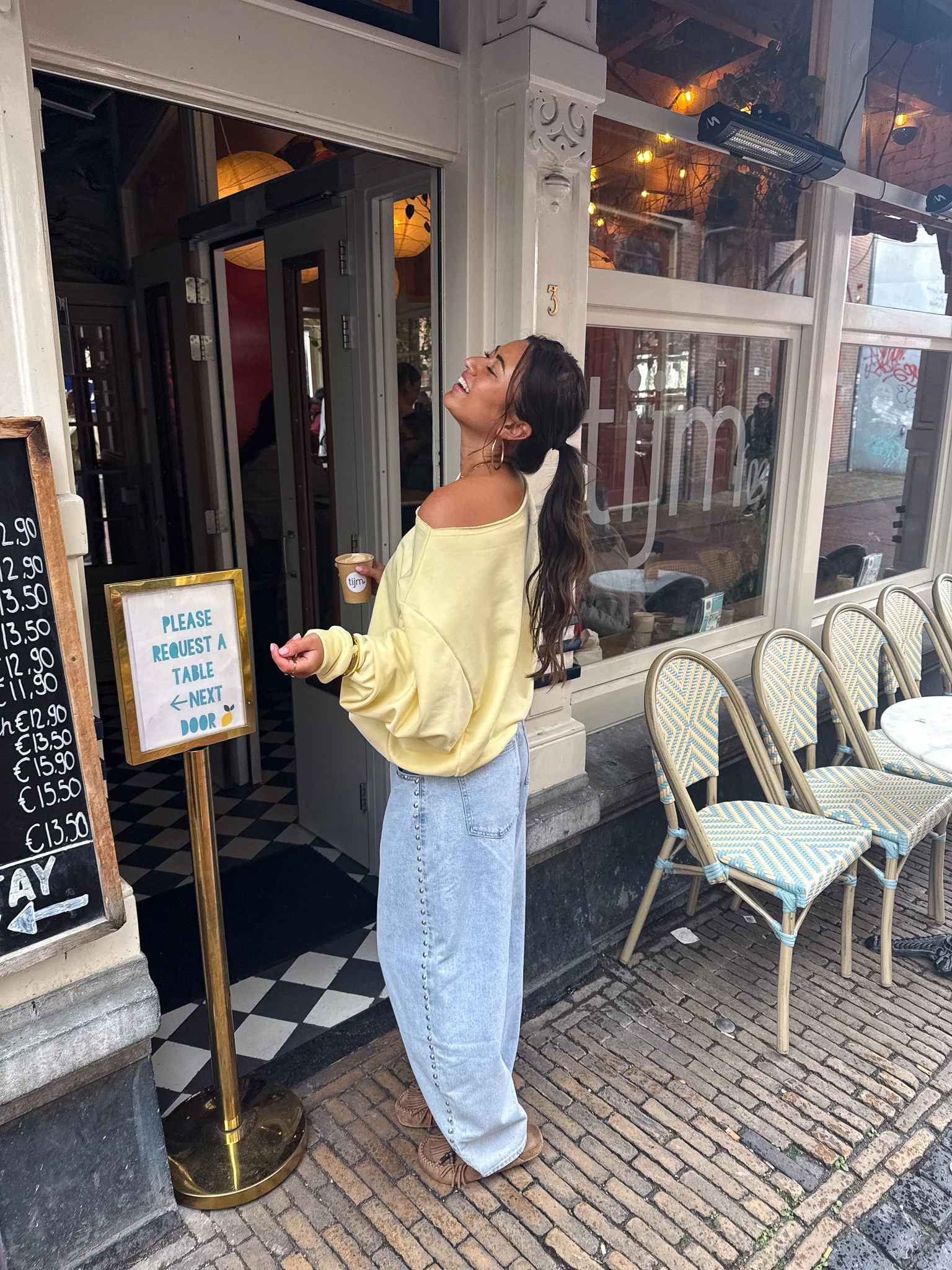 Riz Off Shoulder Trui Geel - Image 5