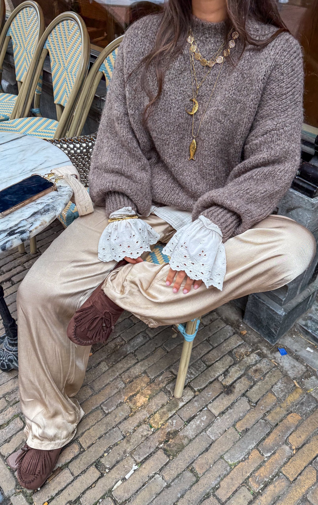 Rosa Trui Taupe - Image 5