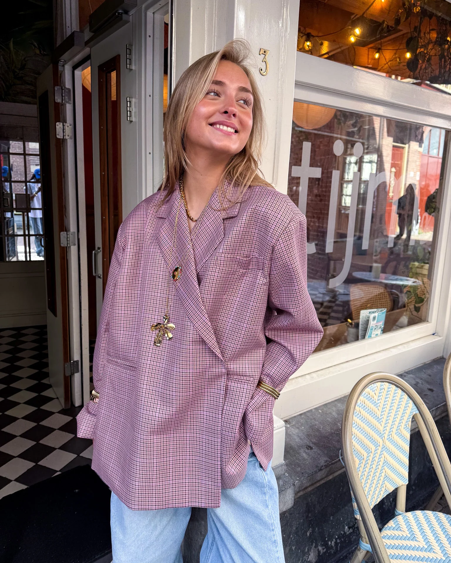 Saint Oversized Blazer Geruit Roze - Image 2