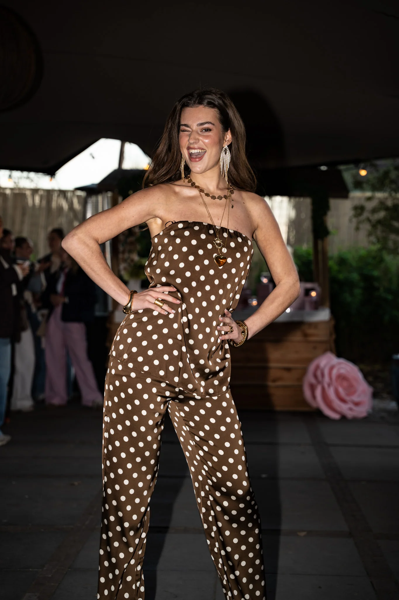 Sway Top Bruin Dots - Image 12