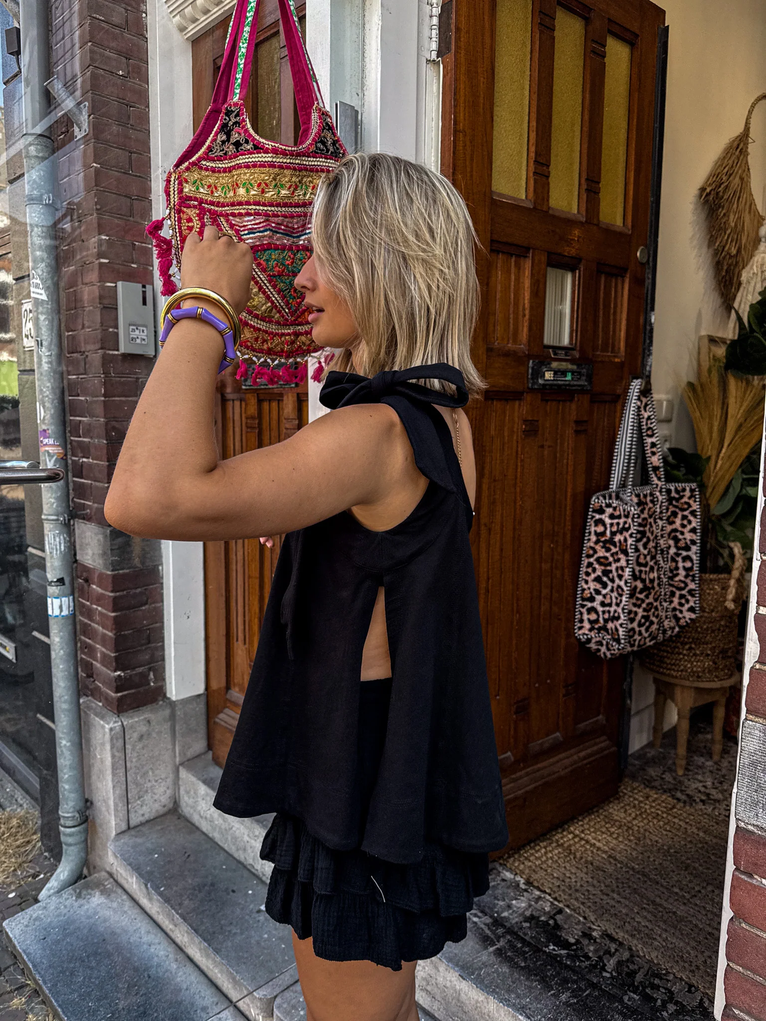 Venice Halter Top Zwart - Image 3