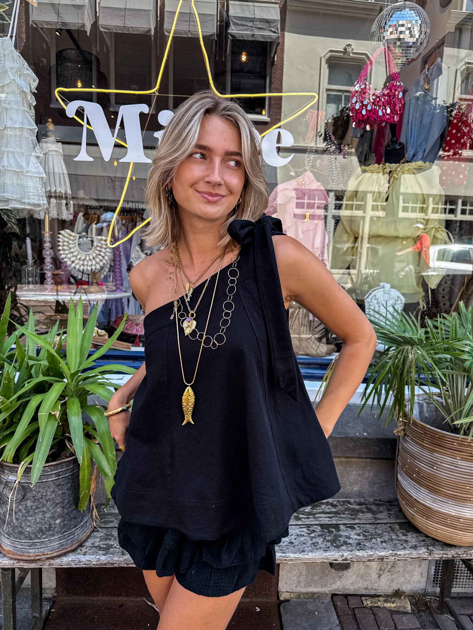 Venice Halter Top Zwart - Image 5