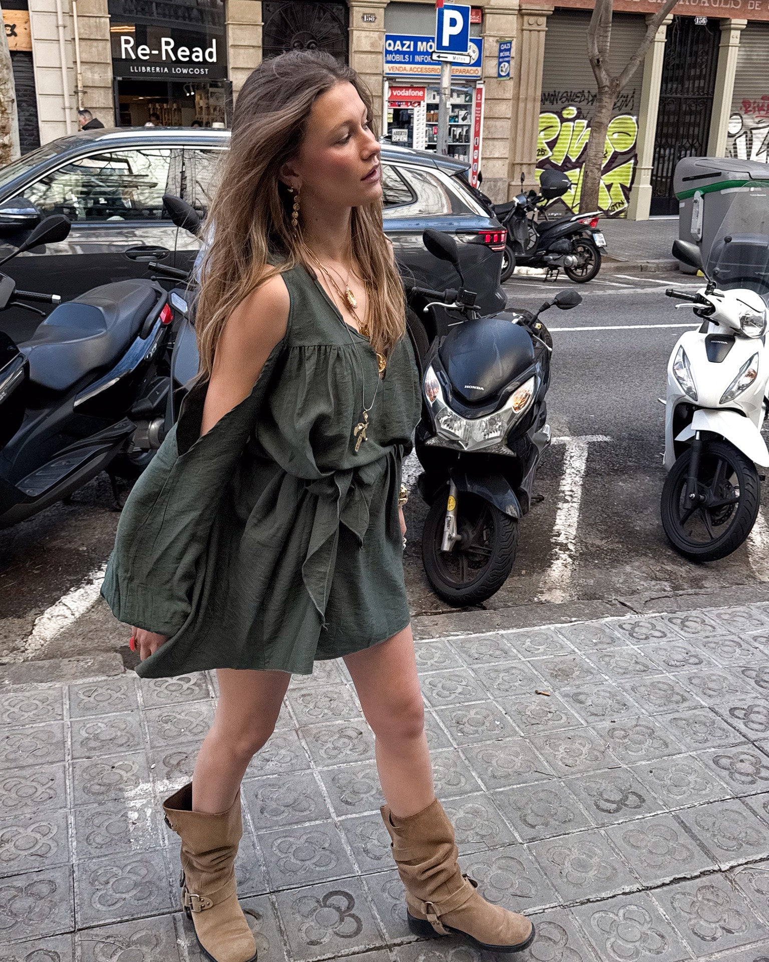 Victoria Jurk Khaki